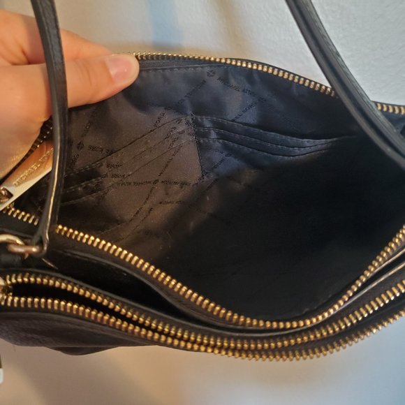 MICHAEL KORS - Leather Crossbody Bag - Picture 3 of 6